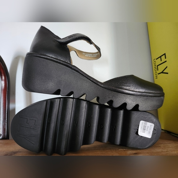*NEW* Fly London Biso Wedge Pump - Picture 3 of 8